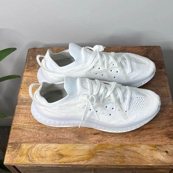 Adidas 4D fusio size 10 - Picture 7 of 7